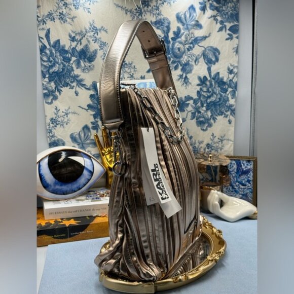 🆕 KARL LAGERFELD PARIS 🧿 NWT K/Kushion Folded Tote, Champagne Muted Metallic - Picture 5 of 16